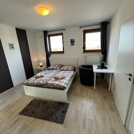 Hotel Und Restaurant Adriatic 3*